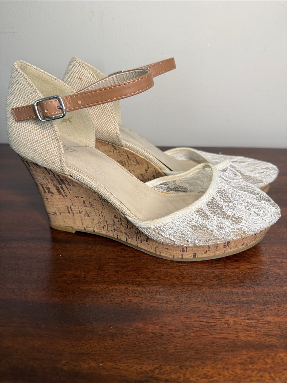 Apt. 9 Cream Lace Cork Wedge Sandals with Tan Ankle Strap